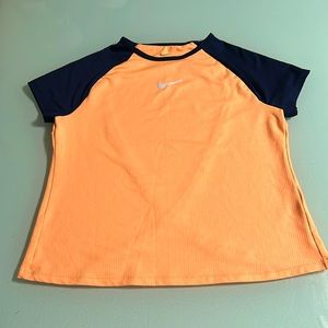 Nike Girls Tennis Shirt Size M